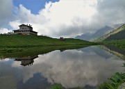 11 Partenza dai Piani dell'Avaro (Albergo Monte Avaro-1704 m)